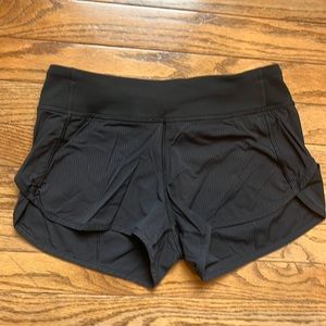 Ivivva black shorts